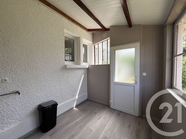 maison à vendre - 3 pièces - 76.01 m2 - CHATELLERAULT - 86 - POITOU-CHARENTES - Century 21 A.B.C.