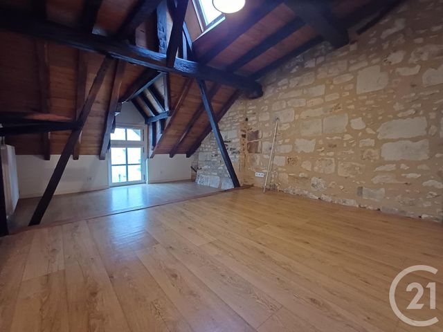 maison à louer - 5 pièces - 119.66 m2 - CHATELLERAULT - 86 - POITOU-CHARENTES - Century 21 A.B.C.