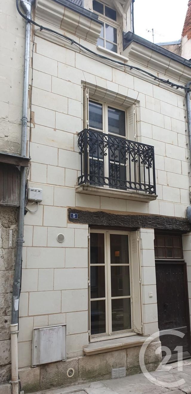 maison à louer - 5 pièces - 119.66 m2 - CHATELLERAULT - 86 - POITOU-CHARENTES - Century 21 A.B.C.