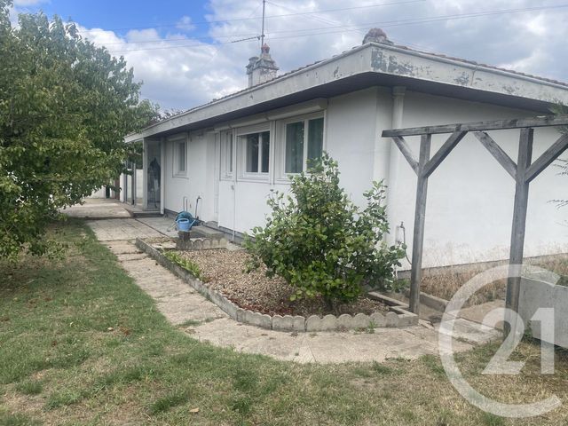 maison à vendre - 3 pièces - 102.33 m2 - DANGE ST ROMAIN - 86 - POITOU-CHARENTES - Century 21 A.B.C.