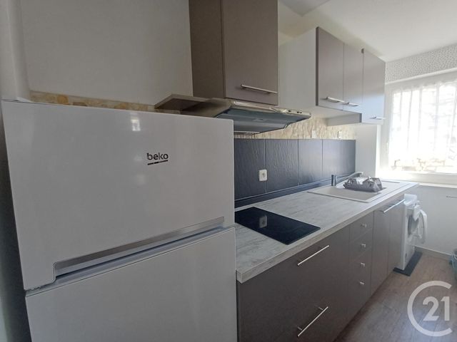 Appartement T2 à louer - 2 pièces - 42.22 m2 - CHATELLERAULT - 86 - POITOU-CHARENTES - Century 21 A.B.C.