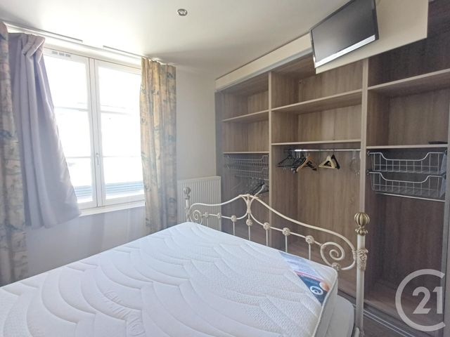 Appartement T2 à louer - 2 pièces - 42.22 m2 - CHATELLERAULT - 86 - POITOU-CHARENTES - Century 21 A.B.C.