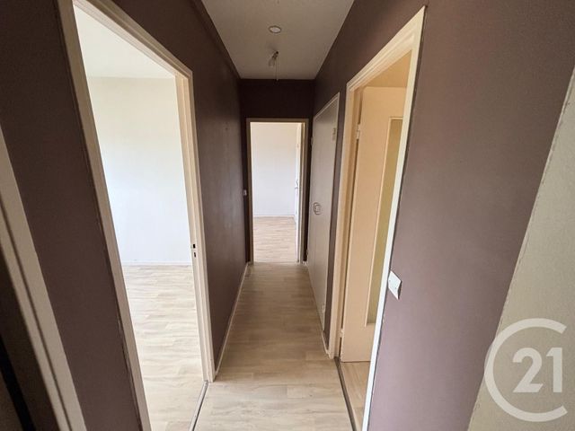 Appartement T3 à vendre - 3 pièces - 58.74 m2 - CHATELLERAULT - 86 - POITOU-CHARENTES - Century 21 A.B.C.