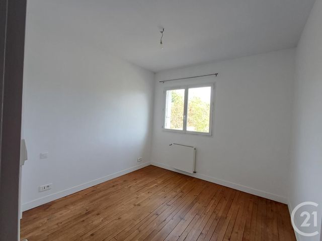 maison à louer - 4 pièces - 80.0 m2 - CHATELLERAULT - 86 - POITOU-CHARENTES - Century 21 A.B.C.