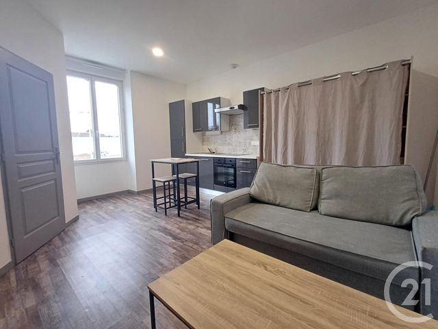 Appartement Studio à louer - 1 pièce - 24.21 m2 - CHATELLERAULT - 86 - POITOU-CHARENTES - Century 21 A.B.C.