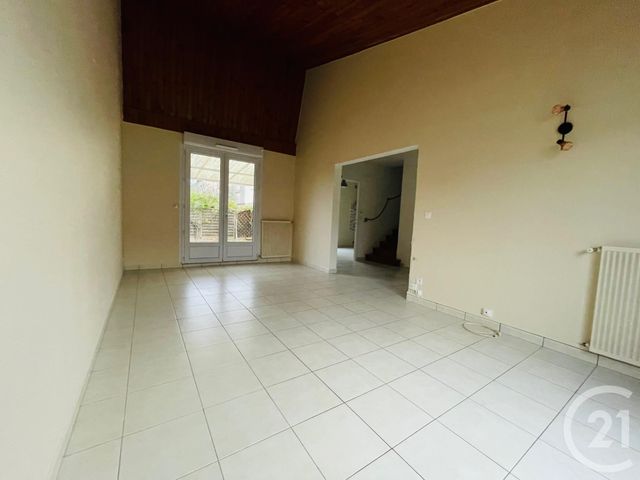 maison à louer - 3 pièces - 73.14 m2 - CHATELLERAULT - 86 - POITOU-CHARENTES - Century 21 A.B.C.