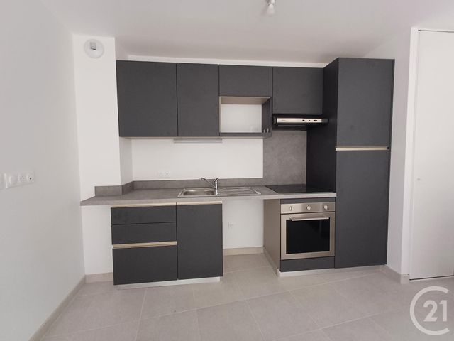 Appartement T2 à louer - 2 pièces - 48.57 m2 - CHATELLERAULT - 86 - POITOU-CHARENTES - Century 21 A.B.C.