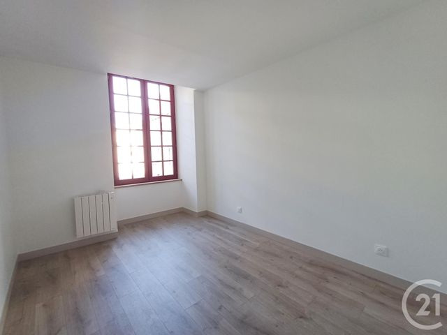 Appartement T2 à louer - 2 pièces - 48.57 m2 - CHATELLERAULT - 86 - POITOU-CHARENTES - Century 21 A.B.C.