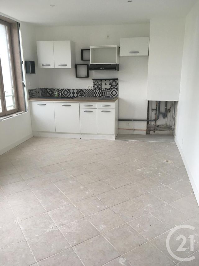 Appartement F2 à louer - 2 pièces - 33.05 m2 - CHATELLERAULT - 86 - POITOU-CHARENTES - Century 21 A.B.C.