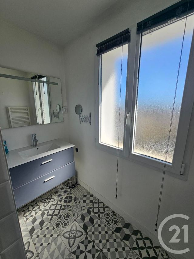 maison à vendre - 4 pièces - 80.82 m2 - CHATELLERAULT - 86 - POITOU-CHARENTES - Century 21 A.B.C.