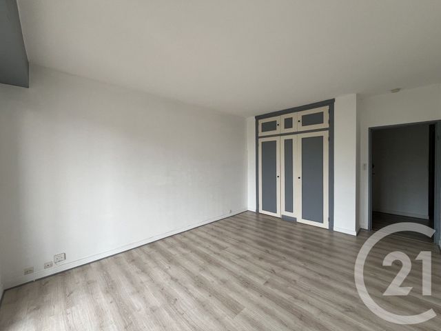 Appartement F3 à vendre - 3 pièces - 54.85 m2 - CHATELLERAULT - 86 - POITOU-CHARENTES - Century 21 A.B.C.