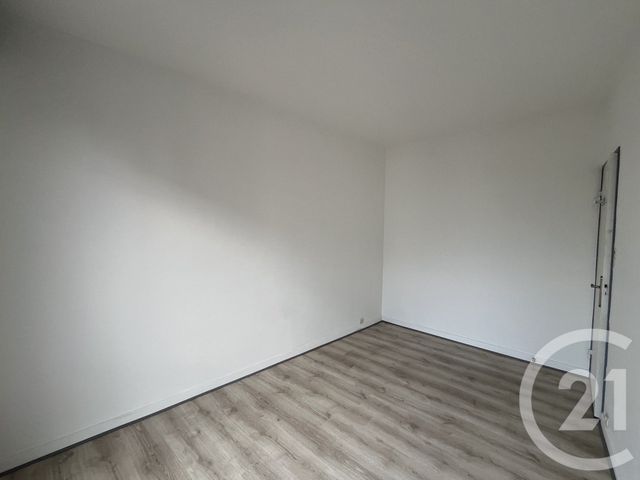 Appartement F3 à vendre - 3 pièces - 54.85 m2 - CHATELLERAULT - 86 - POITOU-CHARENTES - Century 21 A.B.C.