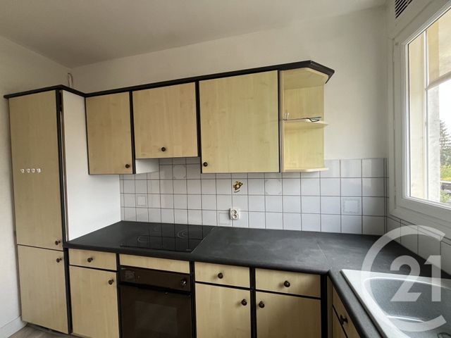Appartement F3 à vendre - 3 pièces - 54.85 m2 - CHATELLERAULT - 86 - POITOU-CHARENTES - Century 21 A.B.C.