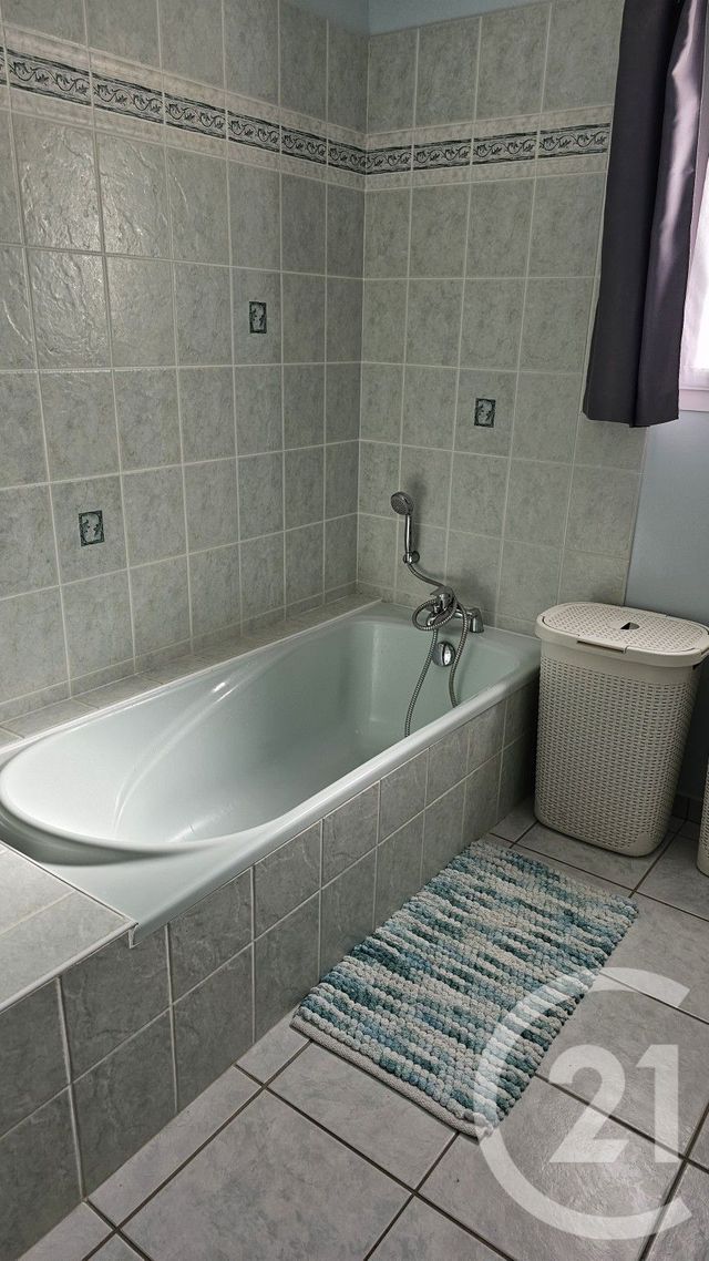 maison à vendre - 7 pièces - 265.91 m2 - NAINTRE - 86 - POITOU-CHARENTES - Century 21 A.B.C.