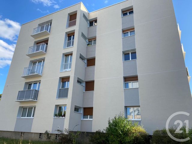 Appartement F4 à louer - 3 pièces - 72.33 m2 - CHATELLERAULT - 86 - POITOU-CHARENTES - Century 21 A.B.C.