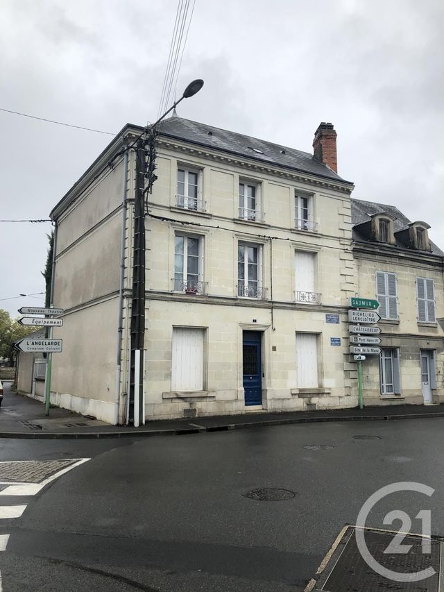 Afficher la photo en grand Appartement F3 à louer - 4 pièces - 87.0 m2 - CHATELLERAULT - 86 - POITOU-CHARENTES - Century 21 A.B.C.