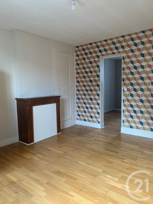 Afficher la photo en grand maison à louer - 4 pièces - 94.3 m2 - CHATELLERAULT - 86 - POITOU-CHARENTES - Century 21 A.B.C.