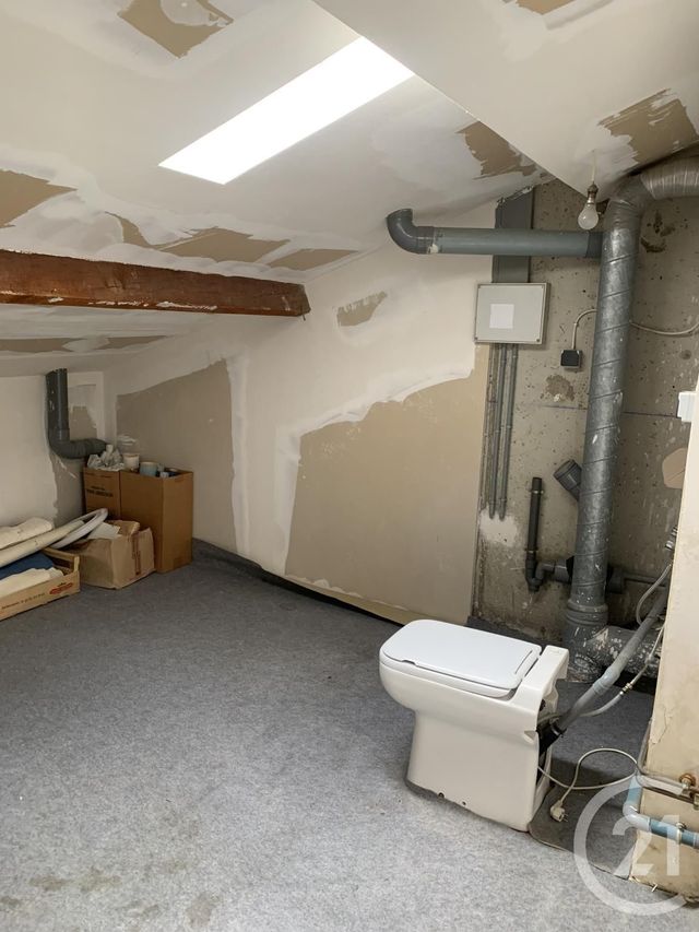 Afficher la photo en grand Appartement F3 à vendre - 4 pièces - 82.0 m2 - CHATELLERAULT - 86 - POITOU-CHARENTES - Century 21 A.B.C.