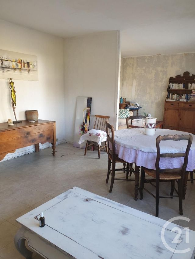 Afficher la photo en grand Appartement F5 à vendre - 5 pièces - 80.04 m2 - CHATELLERAULT - 86 - POITOU-CHARENTES - Century 21 A.B.C.