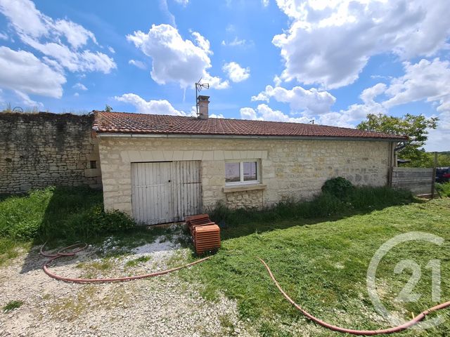maison à vendre - 5 pièces - 80.0 m2 - THURE - 86 - POITOU-CHARENTES - Century 21 A.B.C. maison à vendre - 5 pièces - 80.0 m2 - THURE - 86 - POITOU-CHARENTES - Century 21 A.B.C.