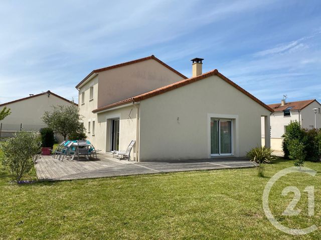 maison à vendre - 6 pièces - 135.18 m2 - ANTRAN - 86 - POITOU-CHARENTES - Century 21 A.B.C. maison à vendre - 6 pièces - 135.18 m2 - ANTRAN - 86 - POITOU-CHARENTES - Century 21 A.B.C.