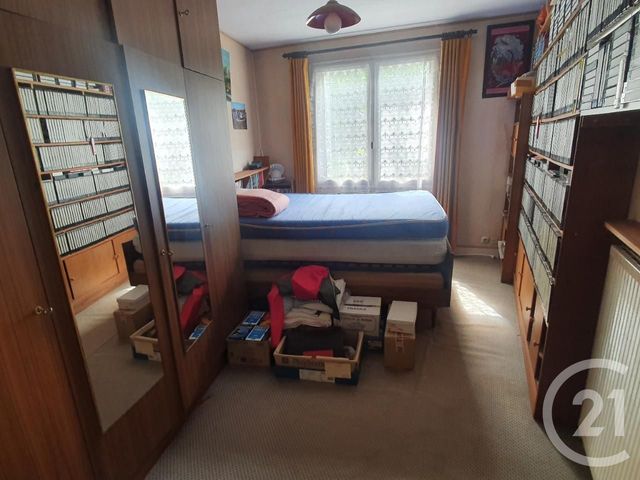 Afficher la photo en grand Appartement F3 à vendre - 4 pièces - 74.7 m2 - CHATELLERAULT - 86 - POITOU-CHARENTES - Century 21 A.B.C.