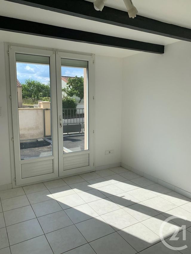 maison à vendre - 4 pièces - 104.0 m2 - NAINTRE - 86 - POITOU-CHARENTES - Century 21 A.B.C. maison à vendre - 4 pièces - 104.0 m2 - NAINTRE - 86 - POITOU-CHARENTES - Century 21 A.B.C.