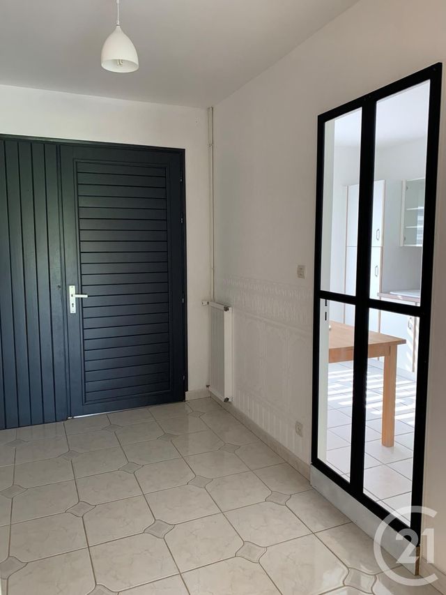maison à vendre - 4 pièces - 104.0 m2 - NAINTRE - 86 - POITOU-CHARENTES - Century 21 A.B.C. maison à vendre - 4 pièces - 104.0 m2 - NAINTRE - 86 - POITOU-CHARENTES - Century 21 A.B.C.