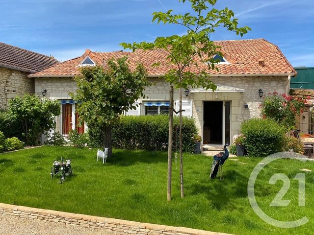 maison à vendre - 7 pièces - 218.0 m2 - ANTRAN - 86 - POITOU-CHARENTES - Century 21 A.B.C. maison à vendre - 7 pièces - 218.0 m2 - ANTRAN - 86 - POITOU-CHARENTES - Century 21 A.B.C.