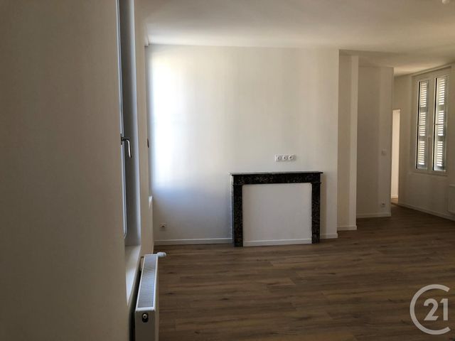 Afficher la photo en grand Appartement F3 à louer - 3 pièces - 59.0 m2 - CHATELLERAULT - 86 - POITOU-CHARENTES - Century 21 A.B.C.
